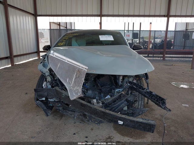 44718301 :رقم المزاد ، 3KPFW4DEXSE026802 vin ، 2025 Kia K4 Gt-line مزاد بيع