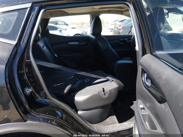 JN1BJ1CR6JW293846 Nissan Rogue Sport Sl