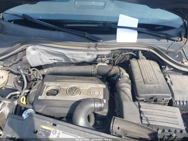 44718327 :رقم المزاد ، WVGAV7AX5HK020217 vin ، 2017 Volkswagen Tiguan مزاد بيع