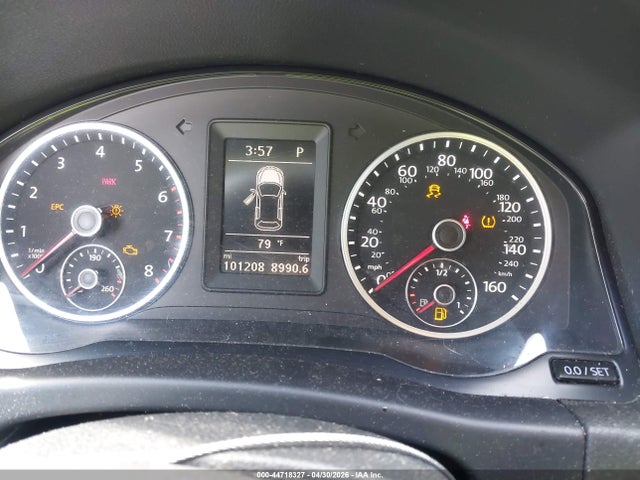 44718327 :رقم المزاد ، WVGAV7AX5HK020217 vin ، 2017 Volkswagen Tiguan مزاد بيع