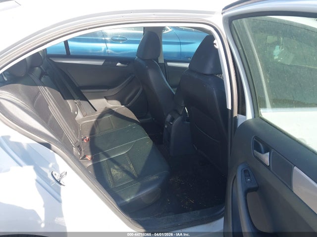 44718365 :رقم المزاد ، 3VWDB7AJ1HM312037 vin ، 2017 Volkswagen Jetta 1.4t Se مزاد بيع