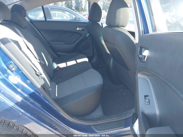 KIA FORTE S 2018 3KPFL4A73JE278078 Image 8