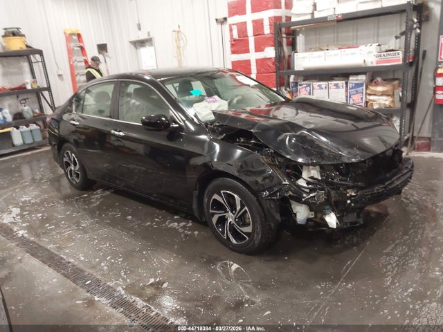44718384 :رقم المزاد ، 1HGCR2F35HA254147 vin ، 2017 Honda Accord Lx مزاد بيع