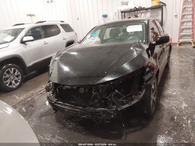 44718384 :رقم المزاد ، 1HGCR2F35HA254147 vin ، 2017 Honda Accord Lx مزاد بيع