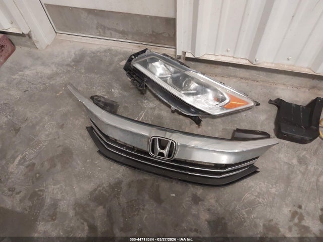 44718384 :رقم المزاد ، 1HGCR2F35HA254147 vin ، 2017 Honda Accord Lx مزاد بيع
