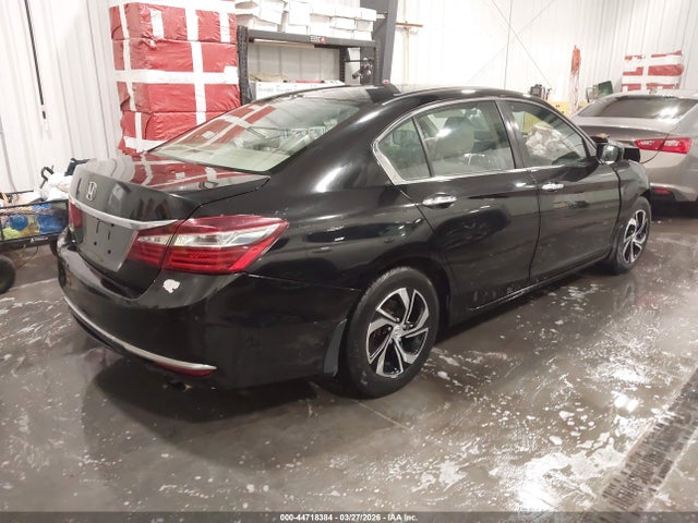 44718384 :رقم المزاد ، 1HGCR2F35HA254147 vin ، 2017 Honda Accord Lx مزاد بيع