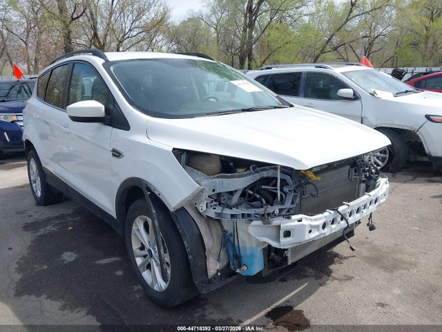 1FMCU9GD1JUA23288 Ford ESCAPE SE