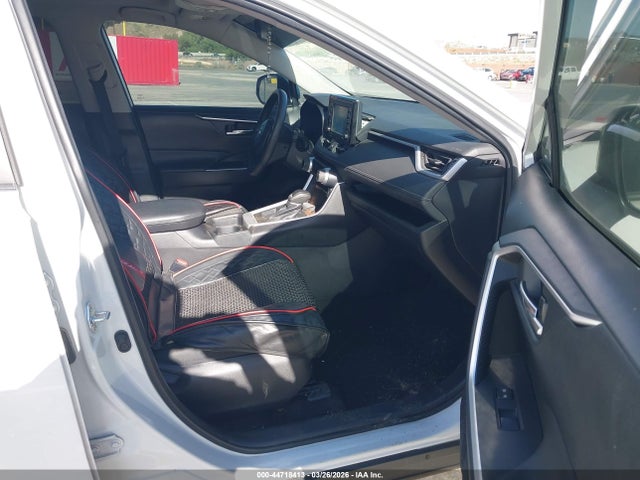2T3W1RFV7MW170372 Toyota Rav4 Xle