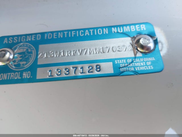 2T3W1RFV7MW170372 Toyota Rav4 Xle