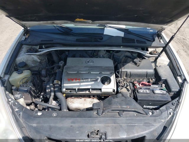 Продажа на аукционе авто 2003 Lexus Es 300, vin: JTHBF30G330136731, номер лота: 44718427