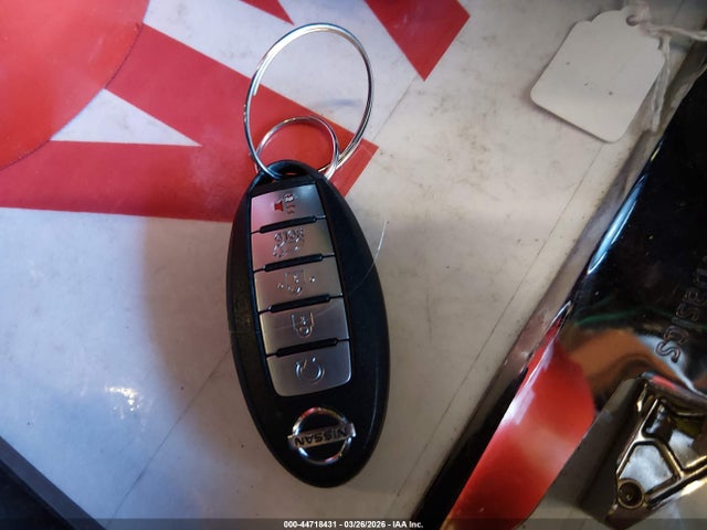 5N1AT2MV1KC711023 Nissan Rogue Sl