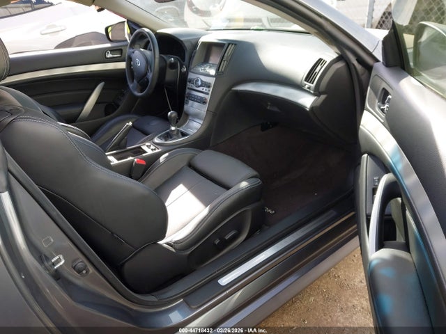 JN1CV6EK9FM871656 Infiniti Q60 S