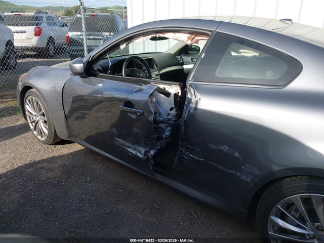 JN1CV6EK9FM871656 Infiniti Q60 S