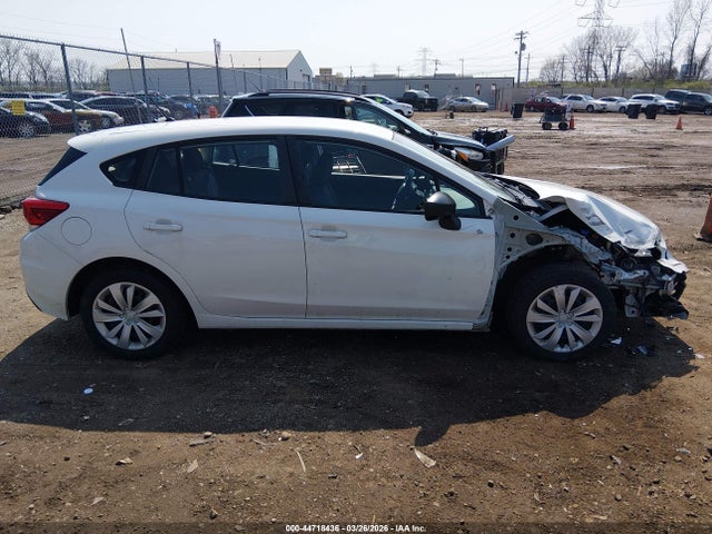 Продажа на аукционе авто 2022 Subaru Impreza Base 5-door, vin: 4S3GTAB63N3714577, номер лота: 44718436