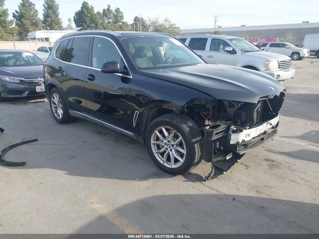 2021 BMW X5 5UXCR4C05M9G70913