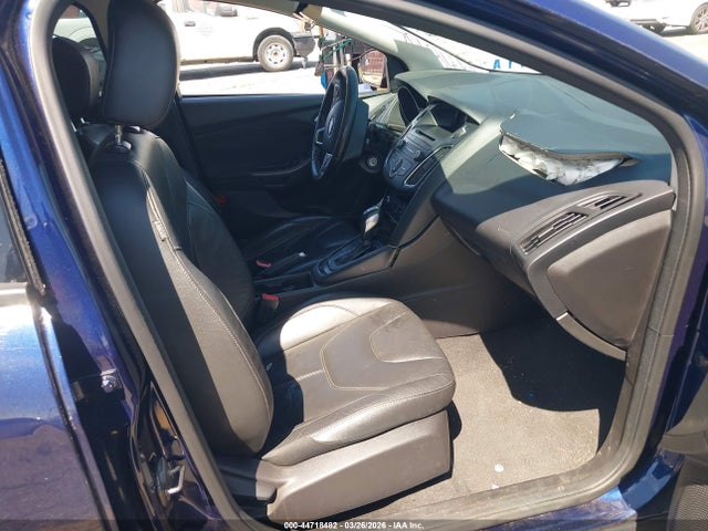 1FADP3F29GL258832 Ford FOCUS SE
