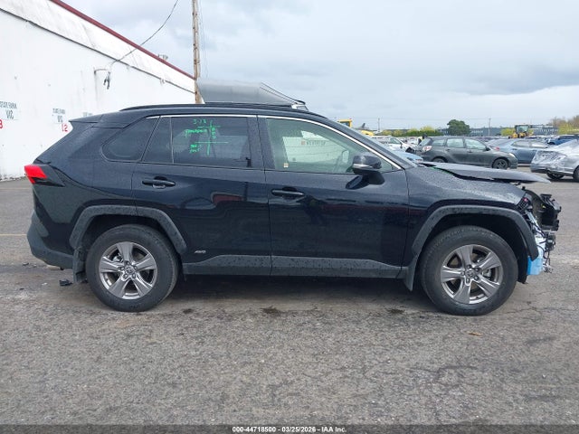 JTMMWRFV3RD217300 Toyota Rav4 Hybrid Le