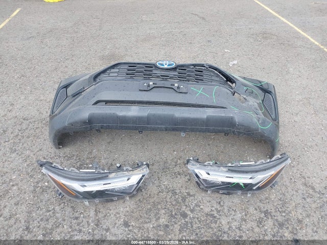 JTMMWRFV3RD217300 Toyota Rav4 Hybrid Le