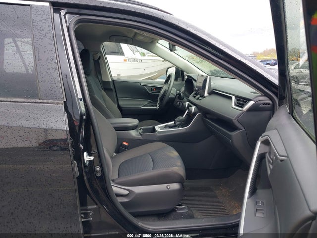 JTMMWRFV3RD217300 Toyota Rav4 Hybrid Le