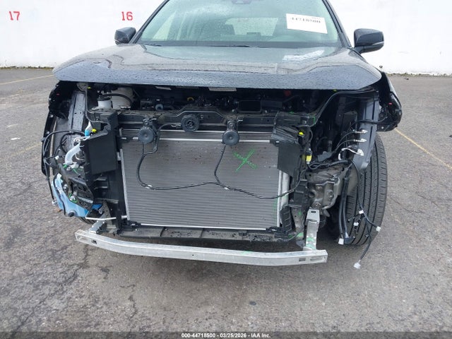 JTMMWRFV3RD217300 Toyota Rav4 Hybrid Le
