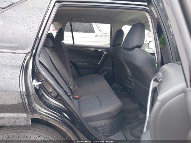 JTMMWRFV3RD217300 Toyota Rav4 Hybrid Le