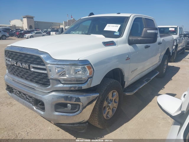 3C6UR5DL2RG154220 RAM 2500 Big Horn 4x4 6&#039;4 Box