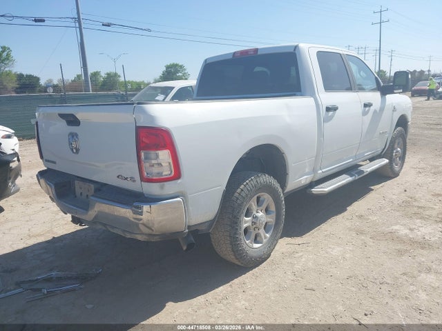 3C6UR5DL2RG154220 RAM 2500 Big Horn 4x4 6&#039;4 Box