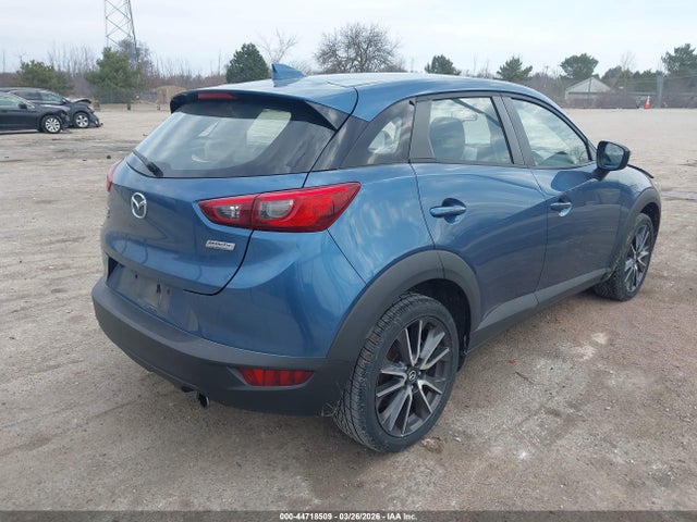 2018 MAZDA CX-3 JM1DKFC71J0307833 Photo 3