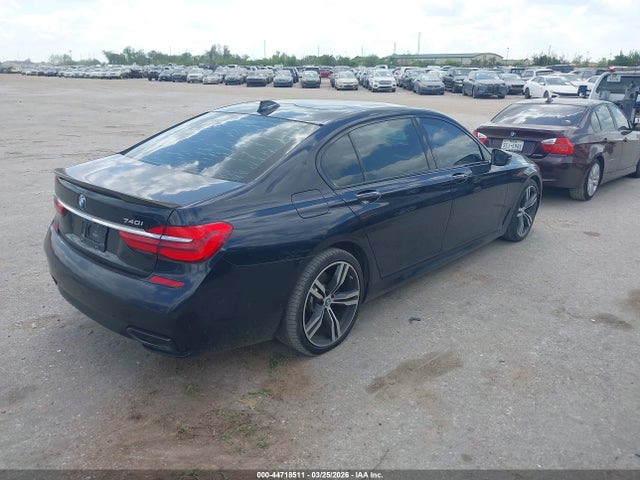 2016 BMW 740I WBA7E2C50GG504596 Photo 3