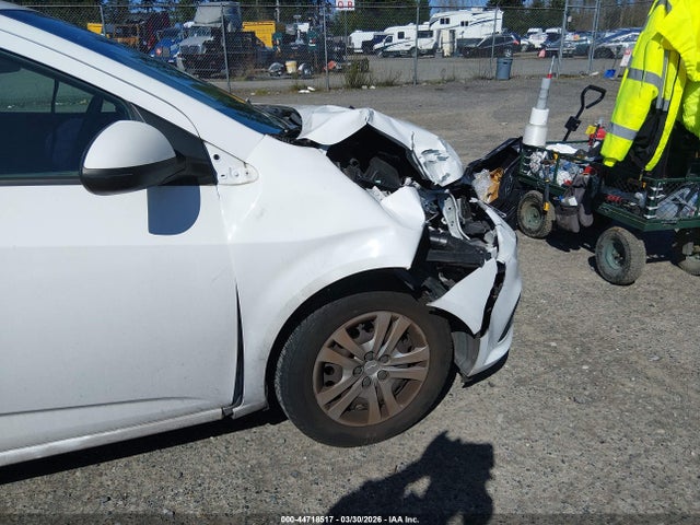44718517 :رقم المزاد ، 1G1JG6SB4K4143166 vin ، 2019 Chevrolet Sonic Lt Auto مزاد بيع