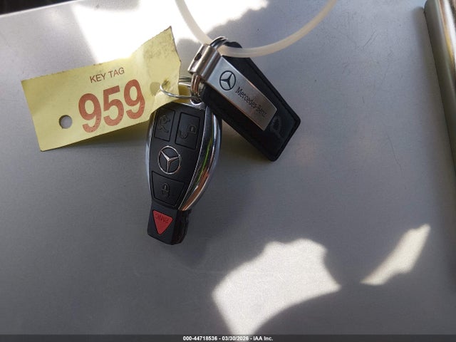 44718536 :رقم المزاد ، WDDHF8HB0AA179003 vin ، 2010 Mercedes-benz E 350 4matic مزاد بيع