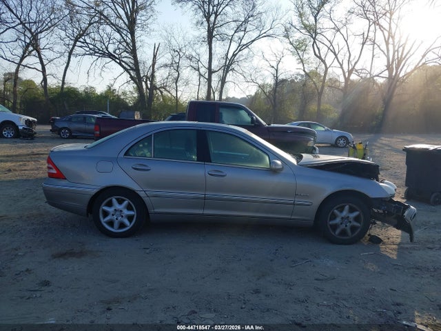 44718547 :رقم المزاد ، WDBRF61JX3F361705 vin ، 2003 Mercedes-benz C 240 مزاد بيع