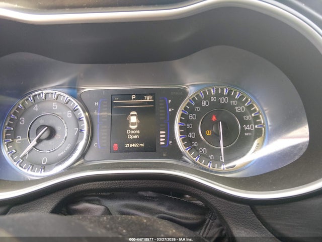 Продажа на аукционе авто 2015 Chrysler 200 Limited, vin: 1C3CCCAB4FN596364, номер лота: 44718577
