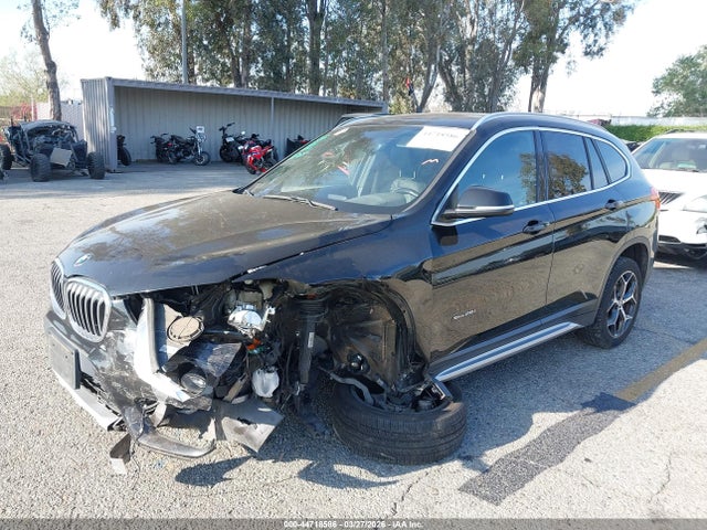 2018 BMW X1 WBXHT3C35J5K23806 Photo 1