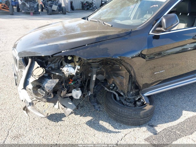 2018 BMW X1 WBXHT3C35J5K23806 Photo 5