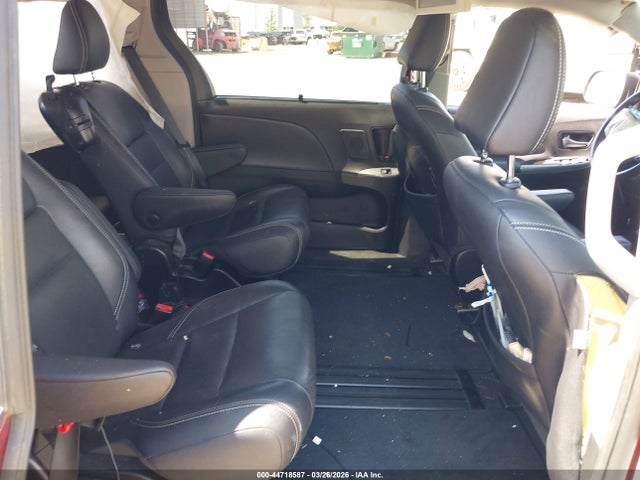 2020 TOYOTA SIENNA 5TDXZ3DC2LS027115 Photo 7