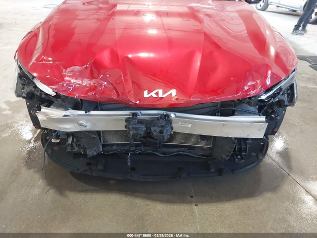 44718608 :رقم المزاد ، KNAG64J74S5301387 vin ، 2025 Kia K5 Gt-line مزاد بيع