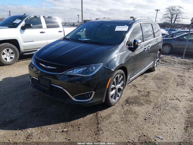 Продаж на аукціоні авто 2018 Chrysler Pacifica Limited, vin: 2C4RC1GG0JR117852, номер лоту: 44718616
