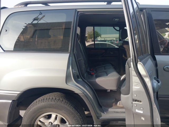 2001 Lexus Lx 470 მანქანა იყიდება აუქციონზე, vin: JTJHT00W813510088, აუქციონის ნომერი: 44718624