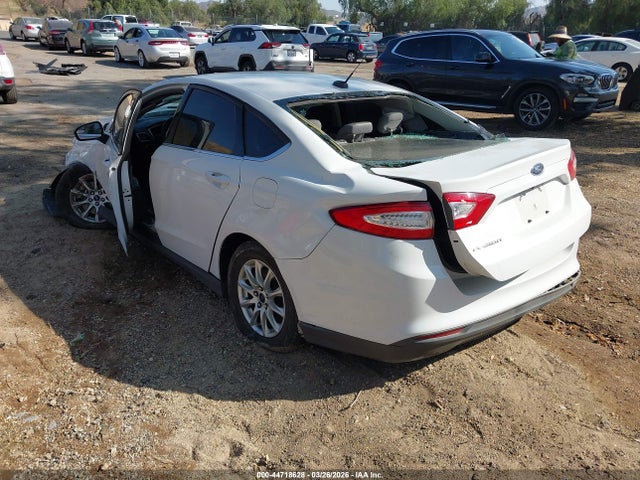 2016 FORD FUSION 3FA6P0G77GR247475 Photo 2
