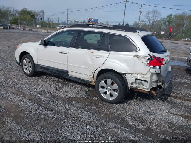 44718655 :رقم المزاد ، 4S4BRCGC8C3228763 vin ، 2012 Subaru Outback 2.5i Premium مزاد بيع