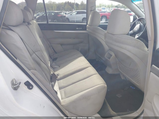 44718655 :رقم المزاد ، 4S4BRCGC8C3228763 vin ، 2012 Subaru Outback 2.5i Premium مزاد بيع