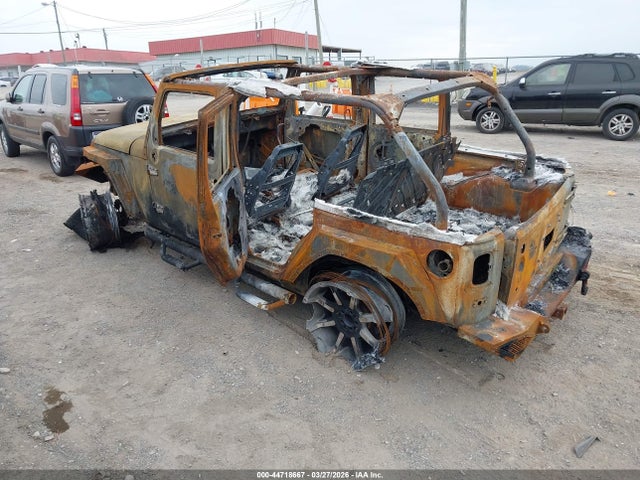 2012 JEEP WRANGLER UNLIMITED 1C4BJWEG7CL216428 Photo 2