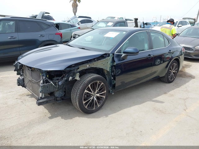 4T1B11HK2KU712244 Toyota CAMRY SE