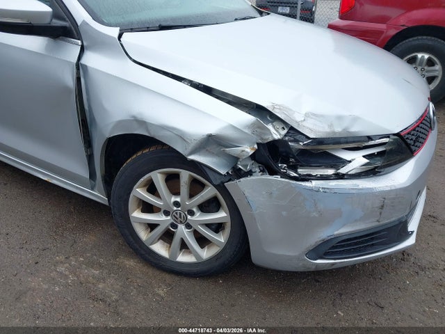 Продажа на аукционе авто 2014 Volkswagen Jetta 1.8t Se, vin: 3VWB17AJ5EM206261, номер лота: 44718743