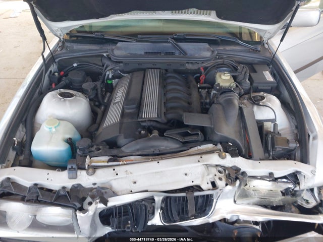 44718749 :رقم المزاد ، WBABK8338XEY90913 vin ، 1999 Bmw 328ic مزاد بيع