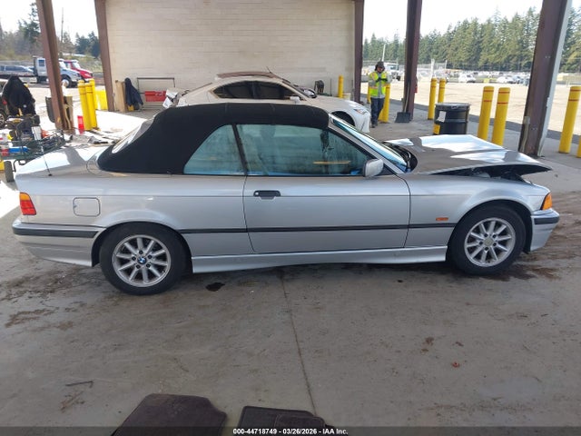 44718749 :رقم المزاد ، WBABK8338XEY90913 vin ، 1999 Bmw 328ic مزاد بيع