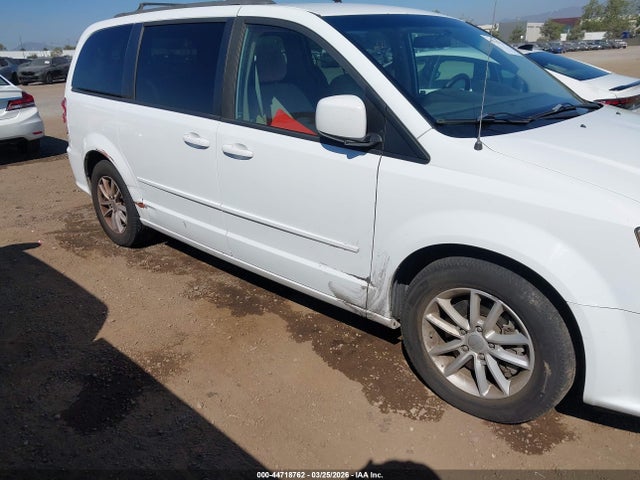 44718762 :رقم المزاد ، 2C4RDGCG0FR556174 vin ، 2015 Dodge Grand Caravan Sxt مزاد بيع