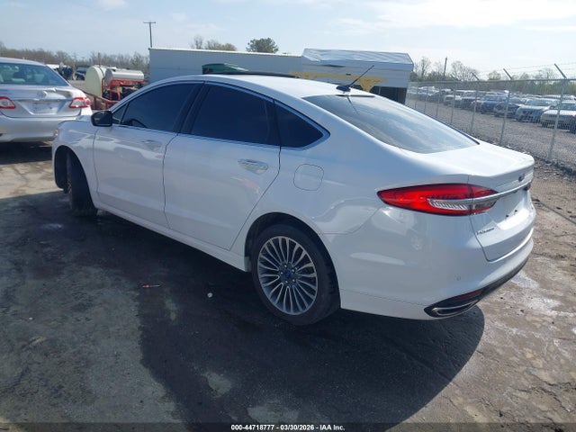 3FA6P0T95HR118210 Ford FUSION SE
