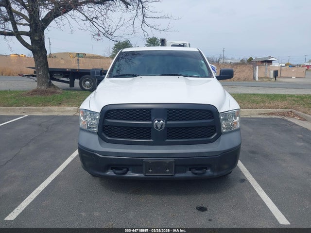 2018 Ram 1500 Tradesman  4x4 6'4 Box მანქანა იყიდება აუქციონზე, vin: 1C6RR7FG6JS326232, აუქციონის ნომერი: 44718817